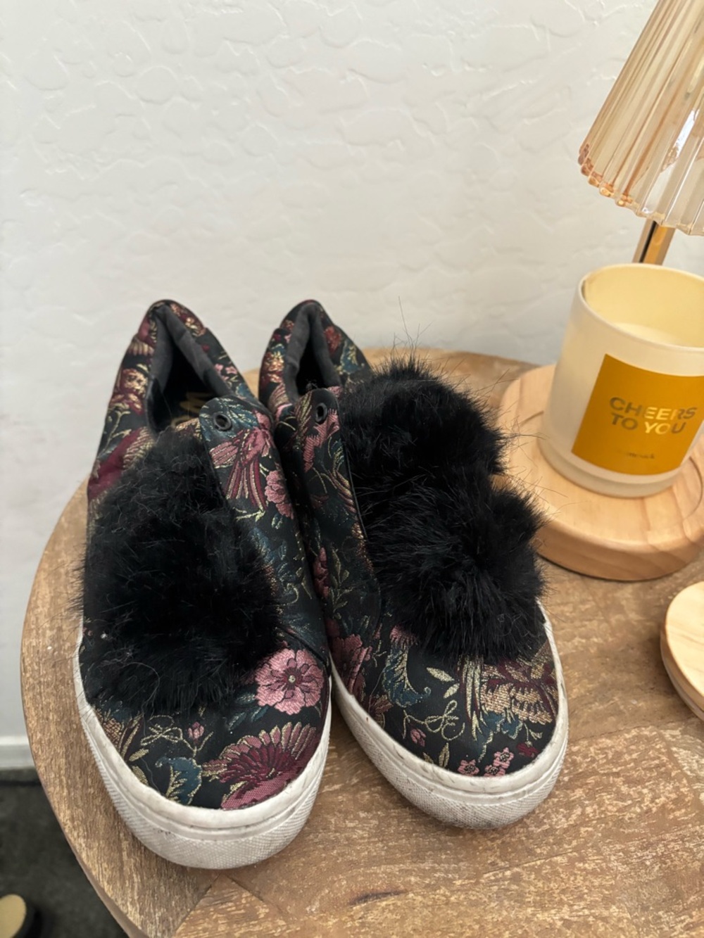 Sam Edelman Floral Brocade Slip On Sneakers Faux Fur Pom Women’s US 7